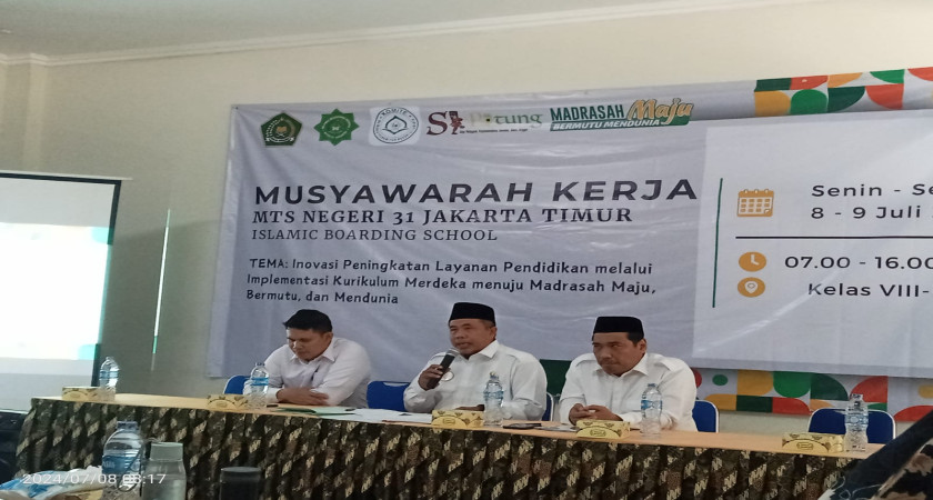 Musyawarah Kerja MTs Negeri 31 Jakarta Timur : Kepala Madrasah Sampaikan Arahan dan Program Penting