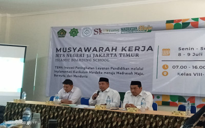 Musyawarah Kerja MTs Negeri 31 Jakarta Timur : Kepala Madrasah Sampaikan Arahan dan Program Penting